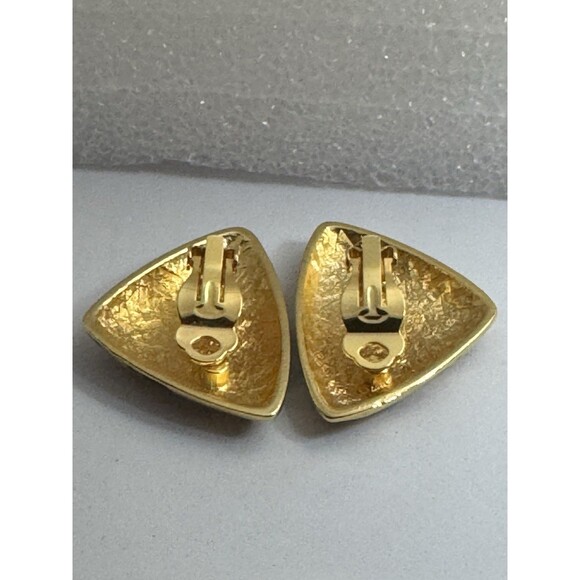 VINTAGE 80'S BROWN ENAMEL ANIMAL PRINT GOLDEN STATEMENT CLIP EARRINGS - Picture 3 of 4